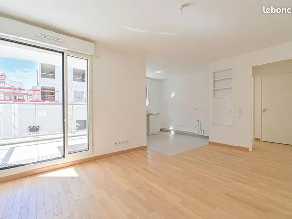 Appartement 1 pièce 44 m² 