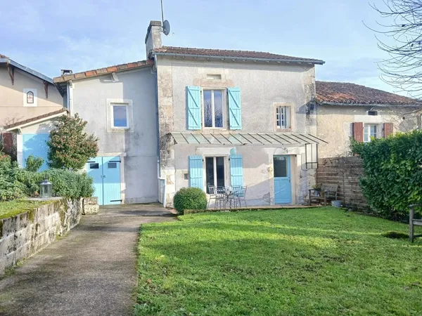 Belle propriété proche de Verteillac 