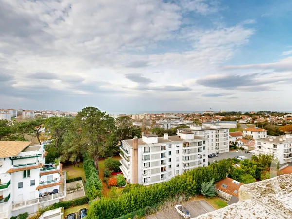 Appartement 4 pièces 92 m² 