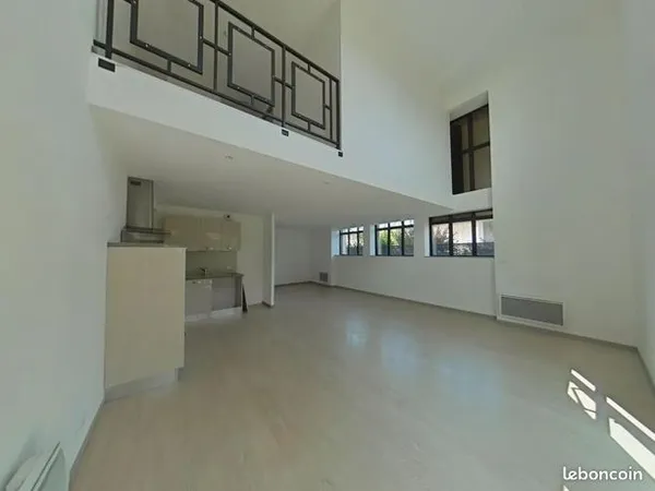Loft 5 pièces 119 m² 