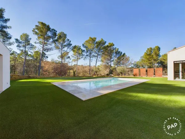 Maison 8 pièces 250 m² 