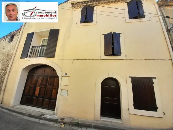 MAISON DE VILLAGE 220 m2 à CAUMONT SUR DURANCE 