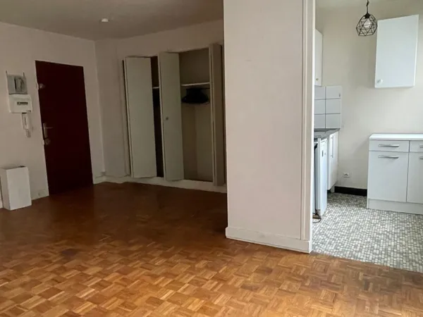 Appartement 1 pièce 31 m² 