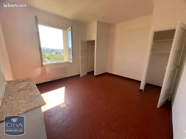 Appartement 1 pièce 31 m² 