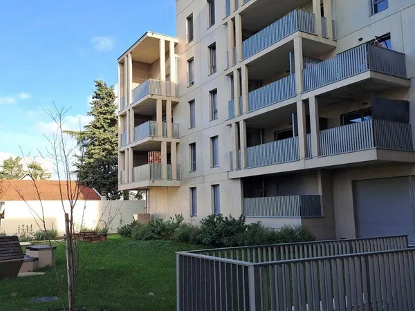 Appartement 4 pièces 79 m² 