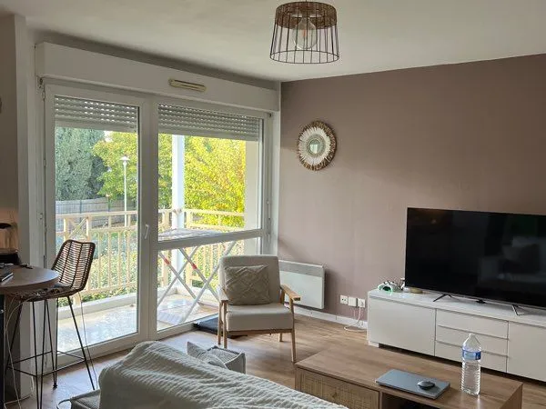 À vendre : Appartement T2 rénové à Biganos 