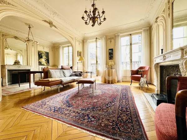 Appartement 5 pièces 132 m² 