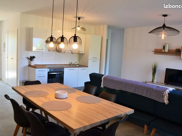 Chambre avec sdb privée dans colocation 