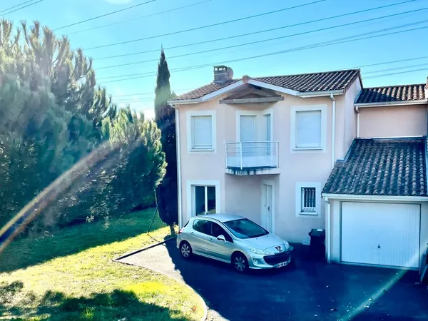 Maison T5 à étage 110m2 - Bouliac 