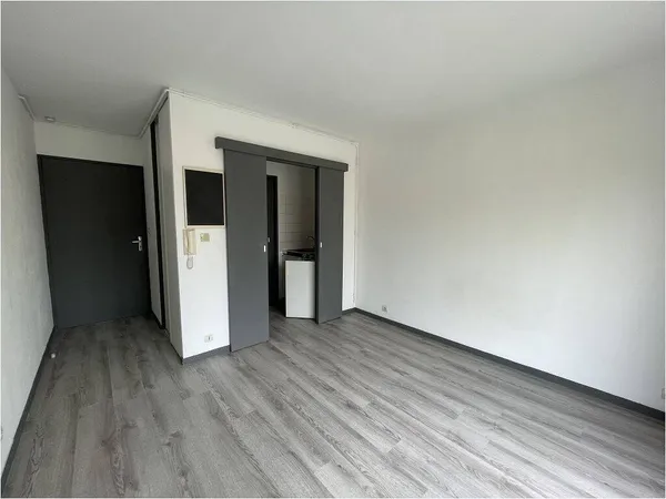 Appartement 1 pièce 18 m² 