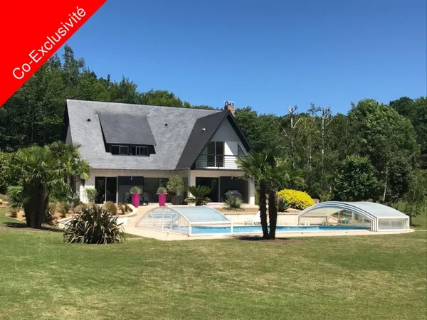 MAISON CONTEMPORAINE / LA SAUSSAYE 