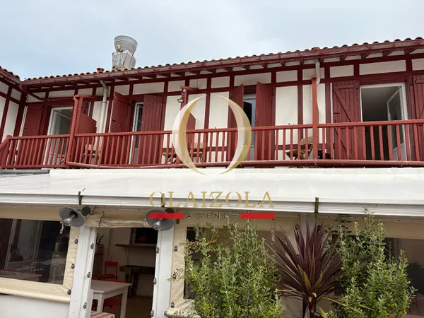 BIARRITZ/BIDART - HOTEL, Murs et Fonds 