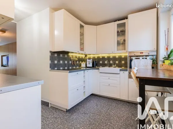 Appartement 4 pièces 73 m² 