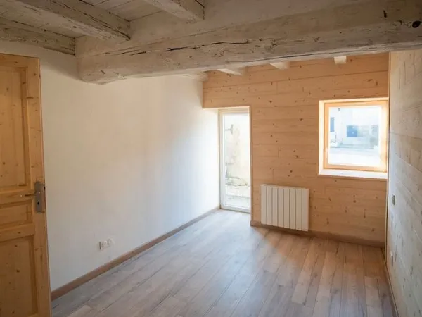 Maison ancienne F4 avec garage et four à pain 