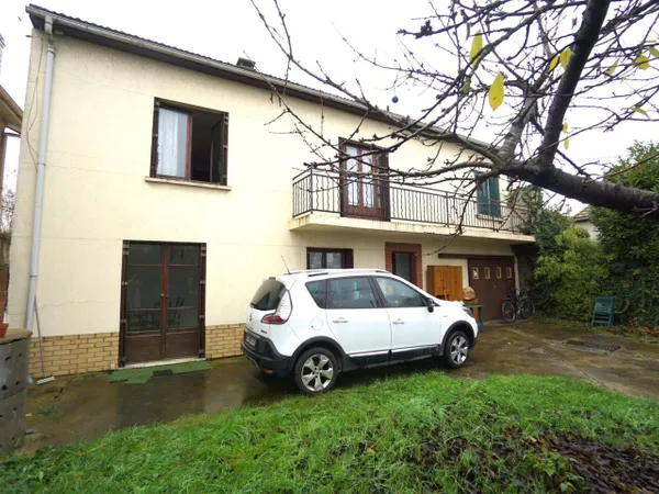 Maison 9 pièces 180 m² 