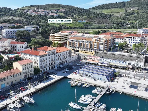 PORT VENDRES : APPARTEMENT 2 PIECES + PARKING 