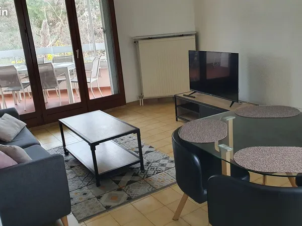 Location 2 pièces Fréjus 47 m2 à l'année 