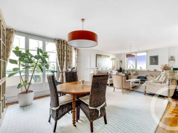 Appartement 4 pièces 83 m² 