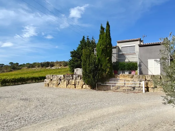 Proche de LIMOUX - Domaine viticole 
