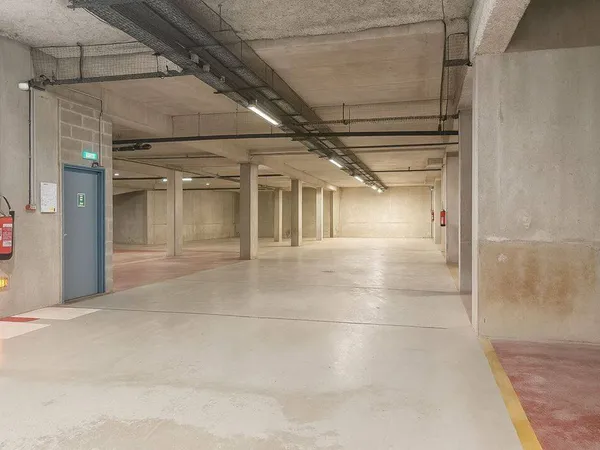 Local commercial 400 m² 