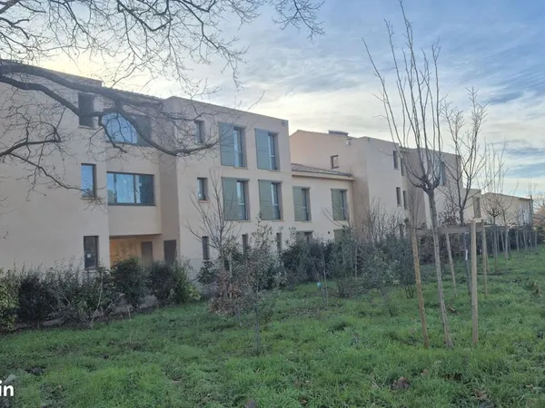 Appartement 2 pièces 67 m² 