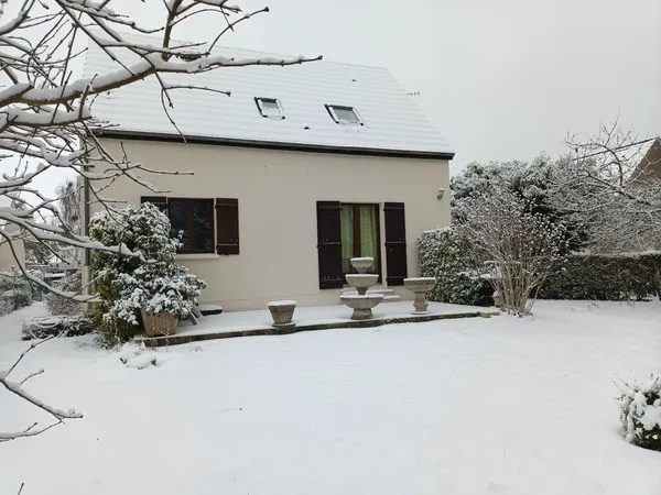 Maison individuelle persan de 80 m2 plus garage jardin728m2 
