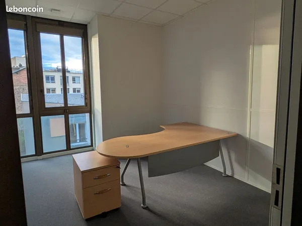 Bureaux 128 m² LIMOGES 