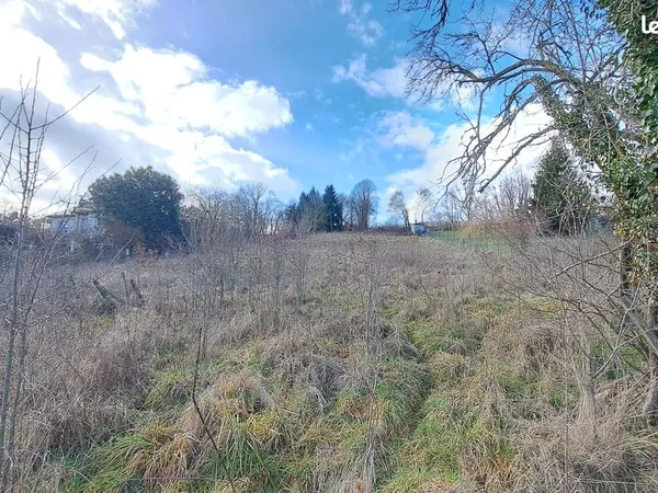 Terrain 3230 m² Manzat 