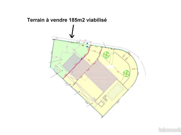Terrain viabilisé de 185 m² 