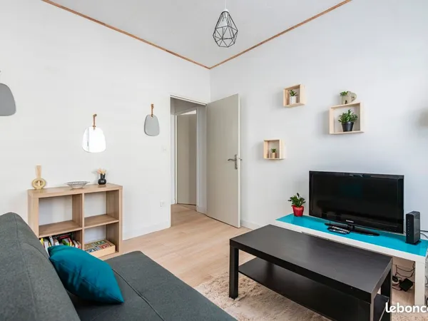 Loue F2 meublé+cave 
