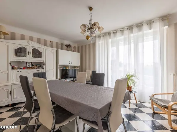 Maison 5 pièces 121 m² 