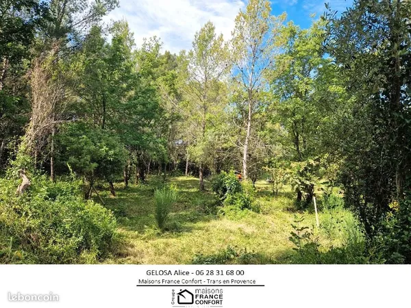 Terrain 1 003 m² Flayosc 