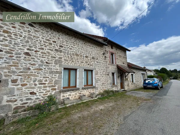 Maison en pierre, 3 chambres sur 2859m2 de terrain 