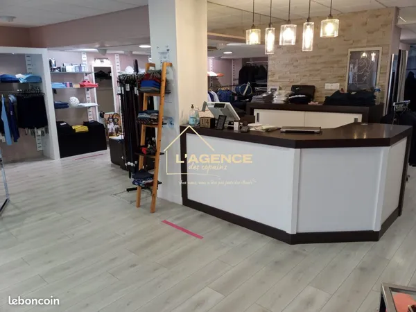 Boutique 183 m² Hazebrouck 