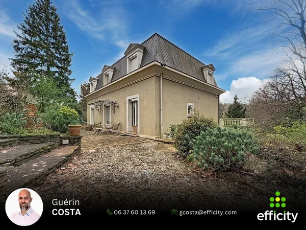 Maison 5 pièces 221 m² 