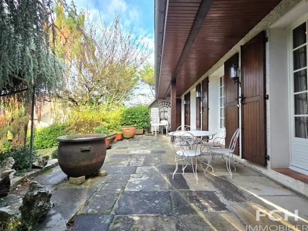 Maison 8 pièces 200 m² 