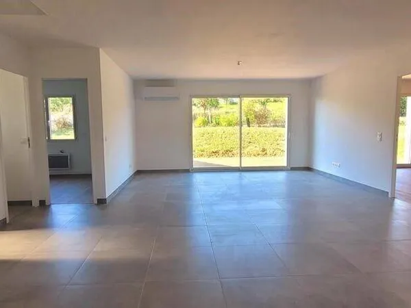 Maison de plain-pied 4 pièces 98 m² 