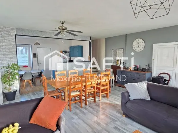 Maison 143m², 5 chambres, 623m² de terrain + dépendances 