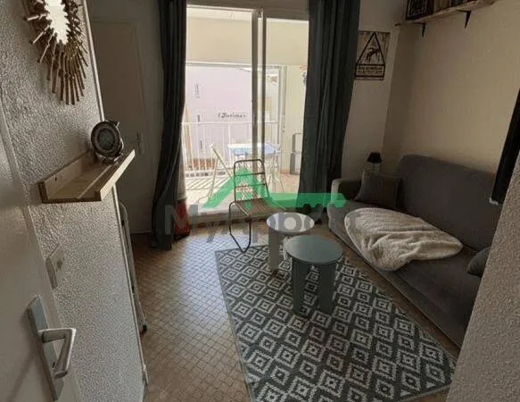 Studio 1 pièce 20 m² 
