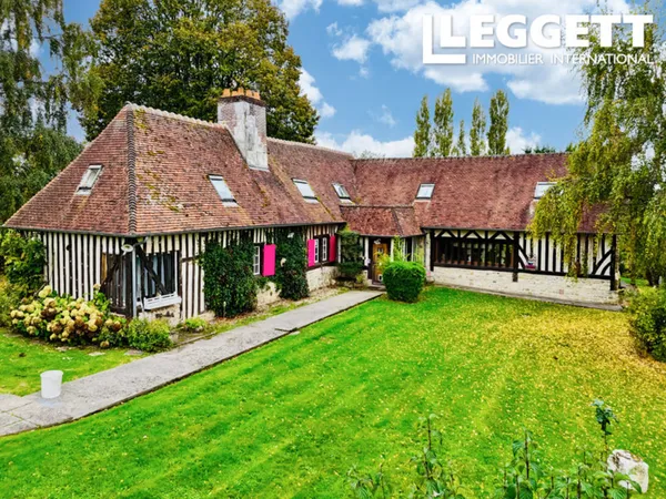Propriété normande équestre d?exception aux portes de Lisieux ? 220 m² sur 3 hectares 30 minutes 
