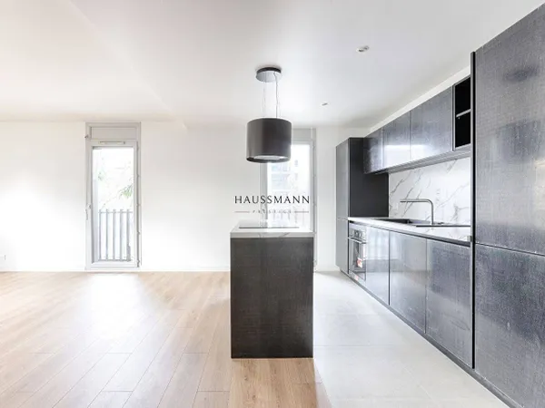 Appartement 4 pièces 79 m² 