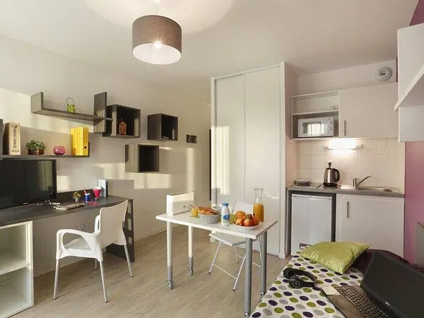 Studio 1 pièce 19 m² 