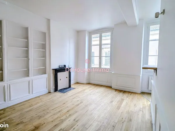 Appartement 1 pièce 28 m² 