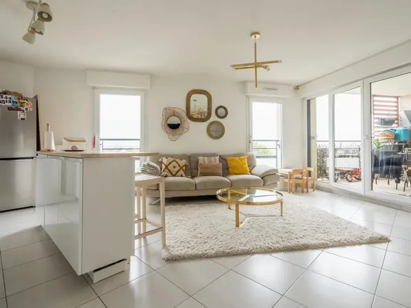Appartement de 3 pièces de 66 m² situé à Romainville 
