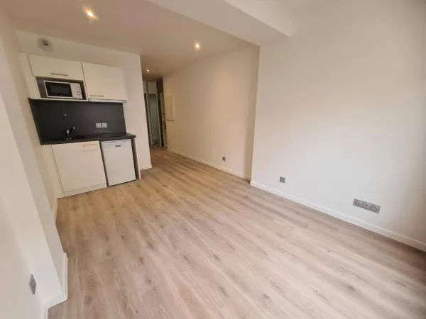 Appartement 1 pièce 18 m² 