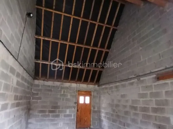 Maison avec garage 