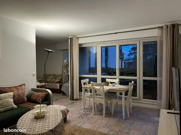 Apparemment 5 pièces à vendre 