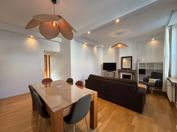 APPARTEMENT T2 MEUBLÉ - SECTEUR JEAN JAURES - 60.10m² 