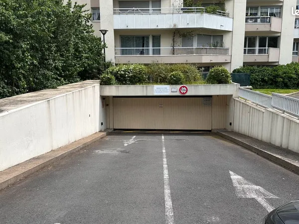 Location Parking - Courbevoie/Bécon-les-Bruyères 