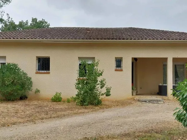 Maison de plain-pied 4 pièces 110 m² 